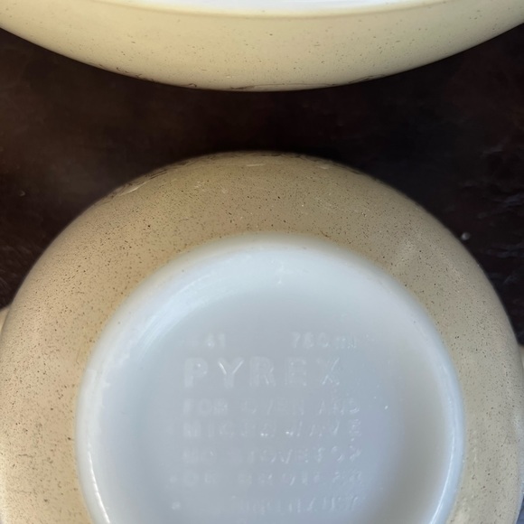 Pyrex Forest Fancies Mixing Nesting Cinderella Bowl Set of 4 - Picture 3 of 3